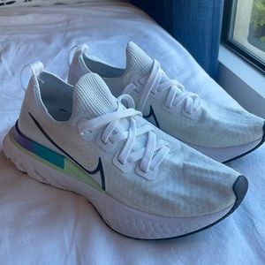 NIKE infinity react sneakers